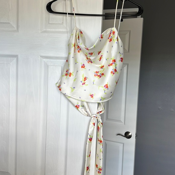 Beautiful ZARA women’s cowl neck floral scarf halter top - Picture 2 of 4